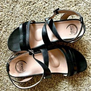Black Wedge Sandal, Size Women’s 10M